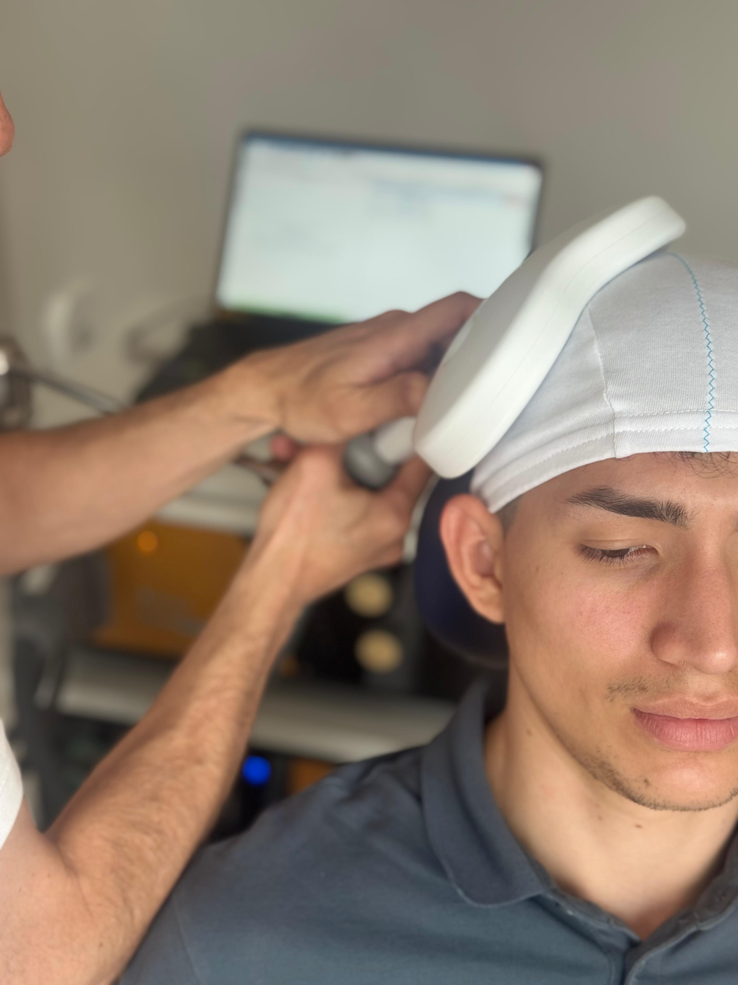 Estimulación Magnética Transcraneal (EMT) 